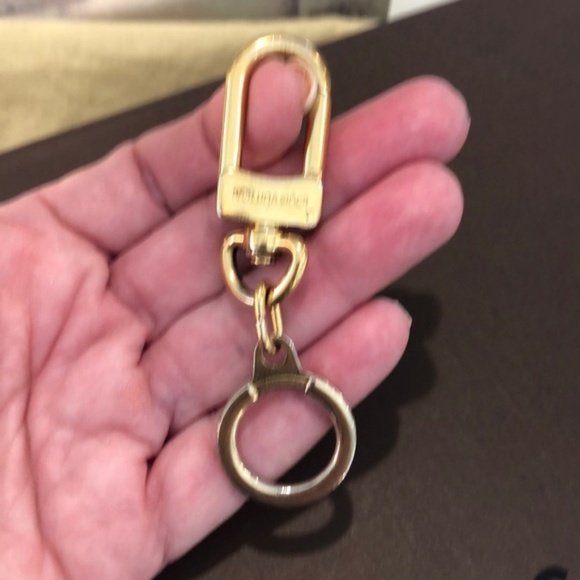 SOLD. Louis Vuitton strap extender - Picture 3 of 8